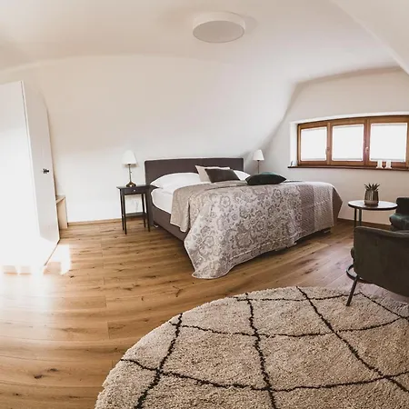 Weingartenrefugium Rosenberg *