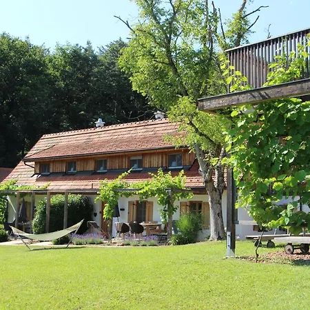 木屋 Weingartenrefugium Rosenberg *