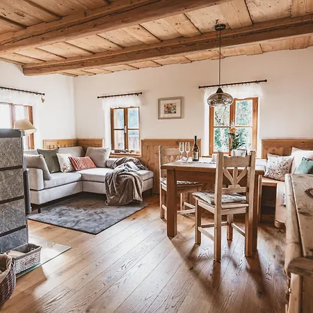 Weingartenrefugium Rosenberg Dağ evi Straden