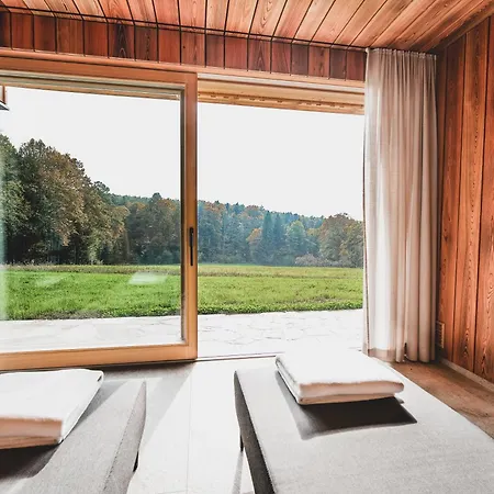 Weingartenrefugium Rosenberg Dağ evi *