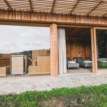 Weingartenrefugium Rosenberg Dağ evi